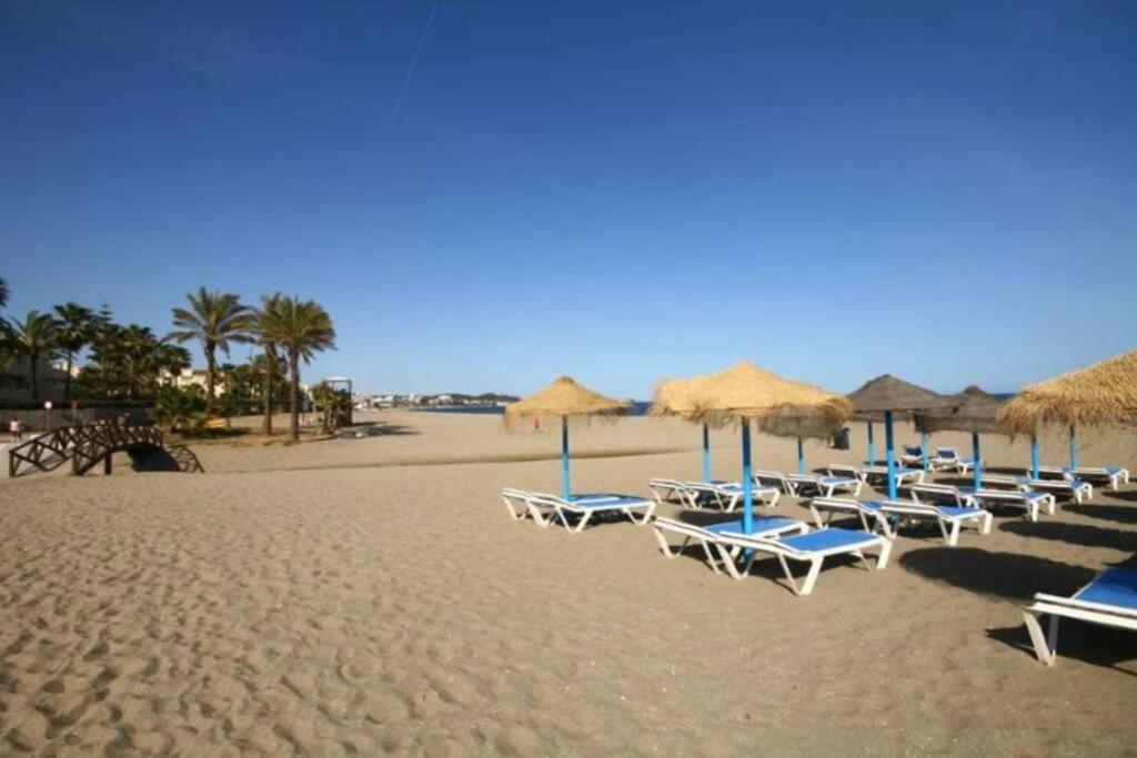Апартаменты Costa Del Sol, Ла-Кала-де-Михас Экстерьер фото